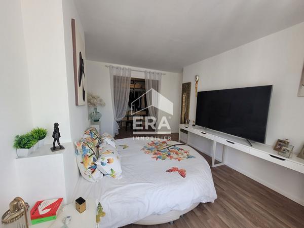 Appartement T2 rénové + studio indépendant  / 110 m² au total