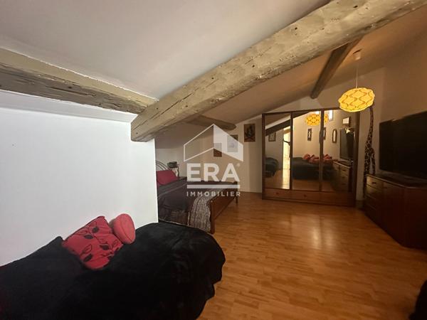 Appartement T2 rénové + studio indépendant  / 110 m² au total