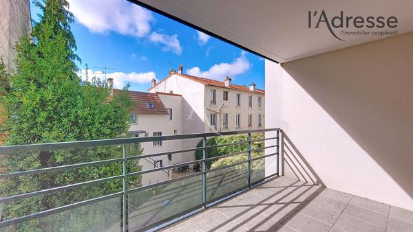 SURESNES/ QUARTIER LIBERTE appartement 2 pièces de 46 m² avec terrasse + balcon et parking