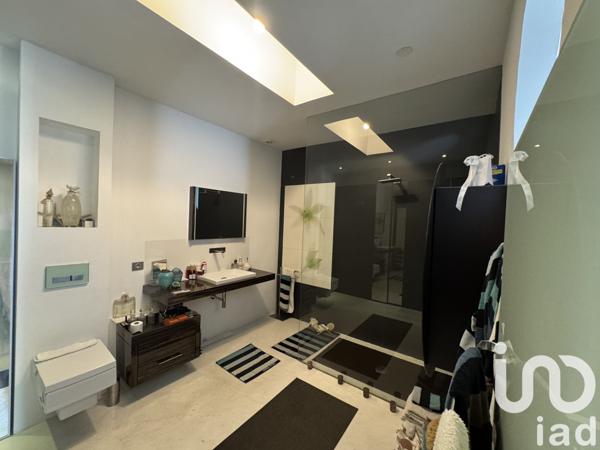 Maison à vendre 10 pièces 400 m² La Crau