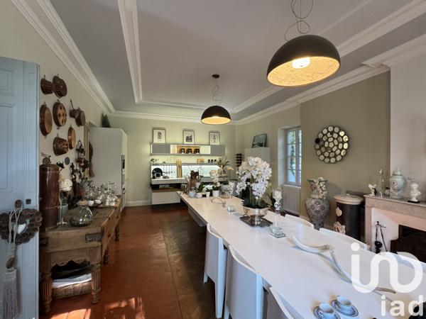 Maison à vendre 10 pièces 400 m² La Crau