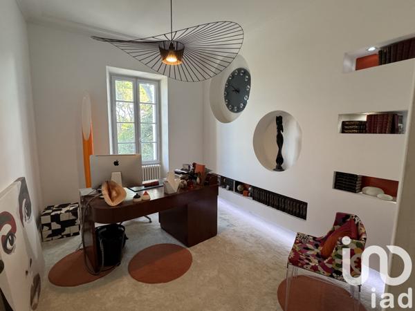 Maison à vendre 10 pièces 400 m² La Crau