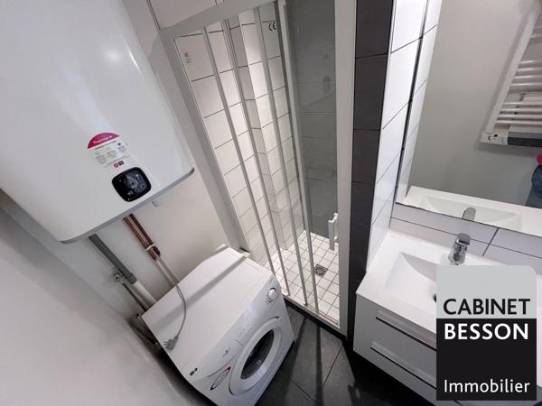 GRENOBLE MUTUALISTE - T3 de 53m² meublé au 5ème et dernier étage - Visite : Xavier MAGNIN 06 89 12 54 61