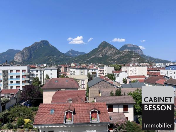 GRENOBLE MUTUALISTE - T3 de 53m² meublé au 5ème et dernier étage - Visite : Xavier MAGNIN 06 89 12 54 61