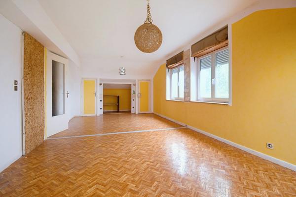 MAISON INDIVIDUELLE 161 M² – 5 CHAMBRES POSSIBLES – GRAND GARAGE 51 M² – QUARTIER PRISÉ LONGWY HAUT