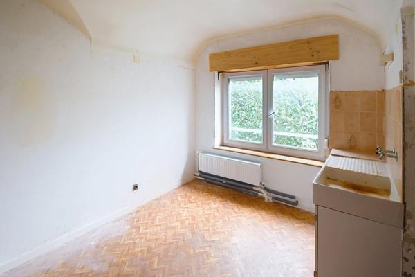 MAISON INDIVIDUELLE 161 M² – 5 CHAMBRES POSSIBLES – GRAND GARAGE 51 M² – QUARTIER PRISÉ LONGWY HAUT