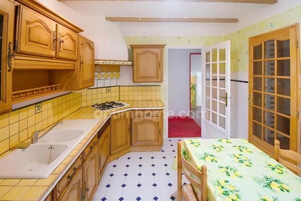 MAISON INDIVIDUELLE 161 M² – 5 CHAMBRES POSSIBLES – GRAND GARAGE 51 M² – QUARTIER PRISÉ LONGWY HAUT