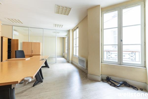 Bureaux à louer à PARIS 75006