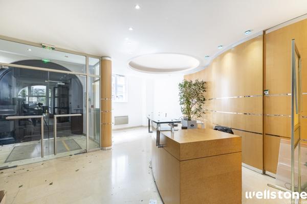 Bureaux à louer à PARIS 75006