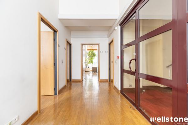 Bureaux à louer à PARIS 75006