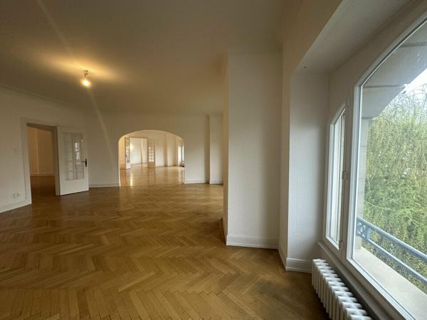 BUREAUX à VENDRE de 321 m²