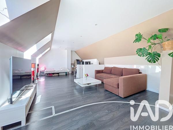 Maison à vendre 6 pièces 158 m² Saint-Fargeau-Ponthierry