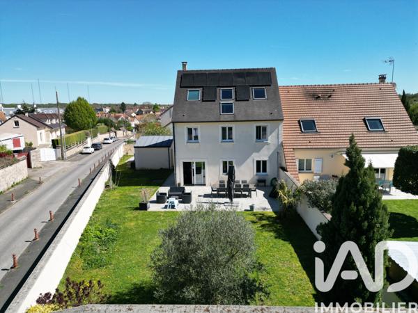 Maison à vendre 6 pièces 158 m² Saint-Fargeau-Ponthierry