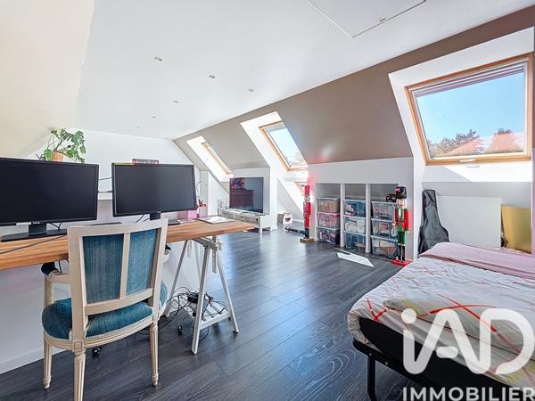 Maison à vendre 6 pièces 158 m² Saint-Fargeau-Ponthierry