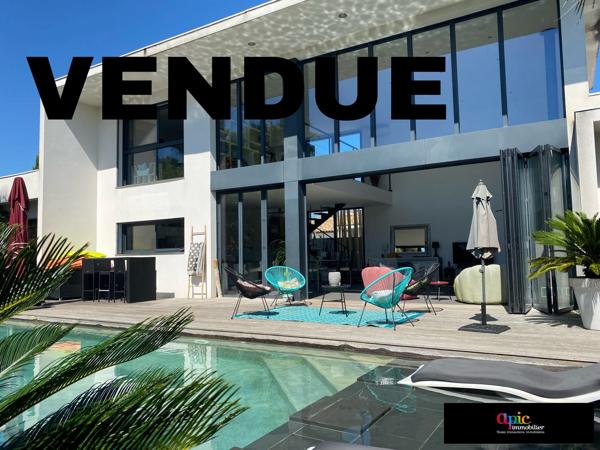 Villa contemporaine 220 m ² / 639 m²
