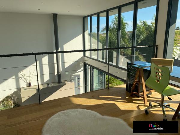Villa contemporaine 220 m ² / 639 m²