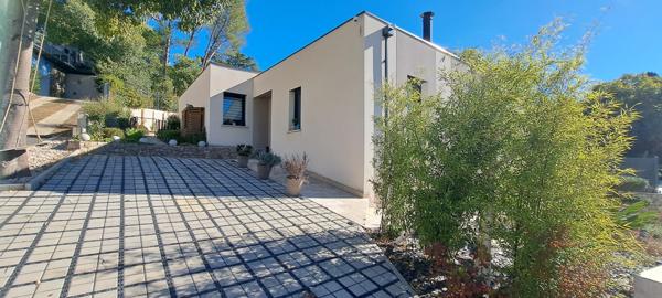 Maison contemporaine-6 pièces-piscine-garage