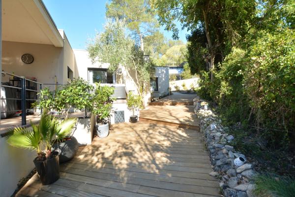 Maison contemporaine-6 pièces-piscine-garage