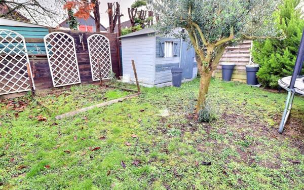 Maison à vendre    4 pièces • 77 m2 Évry