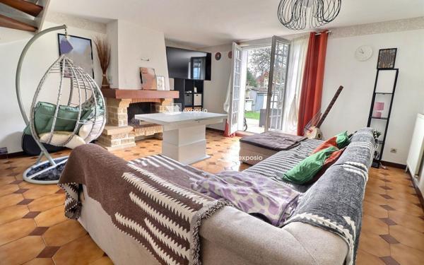 Maison à vendre    4 pièces • 77 m2 Évry