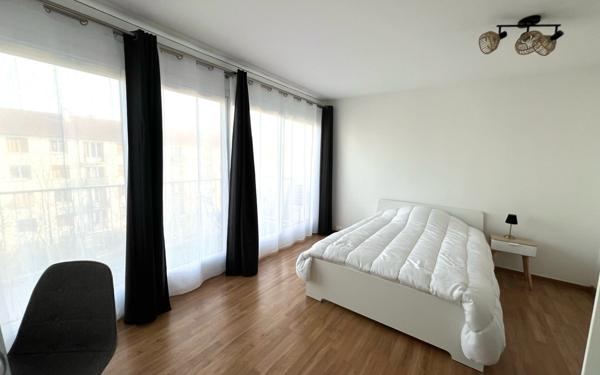 Appartement à louer    4 pièces • 80,66 m2 Antony