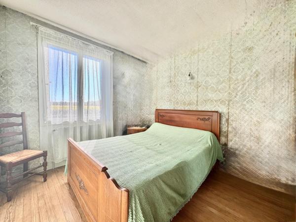 Maison 3 pièces - 2 chambres avec potentiel de 3 - Sous sol-total