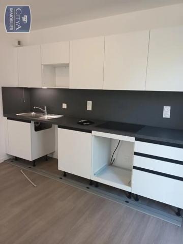 Appartement à louer 3 pièces 65.76m² Le Blanc-Mesnil (93150)