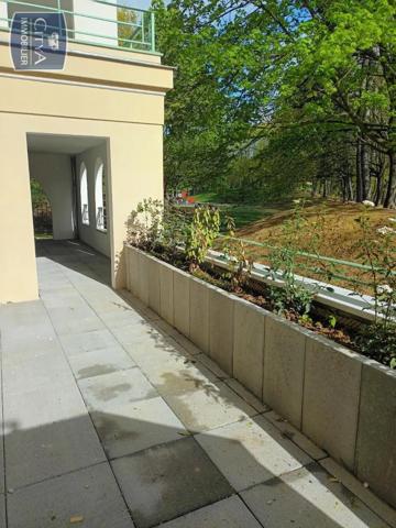 Appartement à louer 3 pièces 65.76m² Le Blanc-Mesnil (93150)