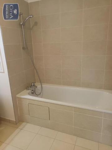 Appartement à louer 3 pièces 65.76m² Le Blanc-Mesnil (93150)