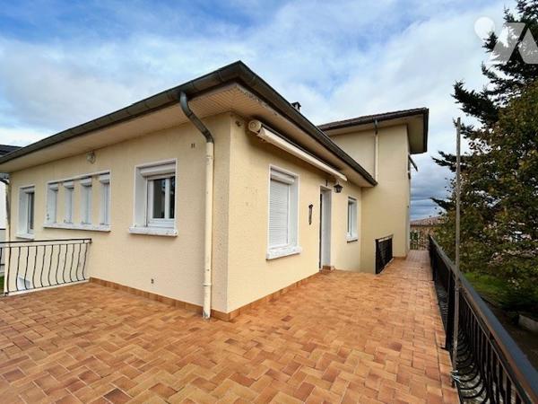 Belle maison familiale de 166 m² environ sur un terrain de 1 274 m²