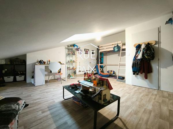 79200 PARTHENAY Maison de ville avec garage à Parthenay