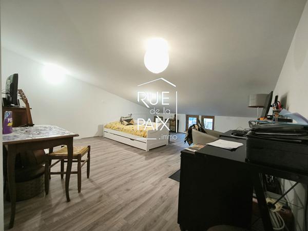 79200 PARTHENAY Maison de ville avec garage à Parthenay