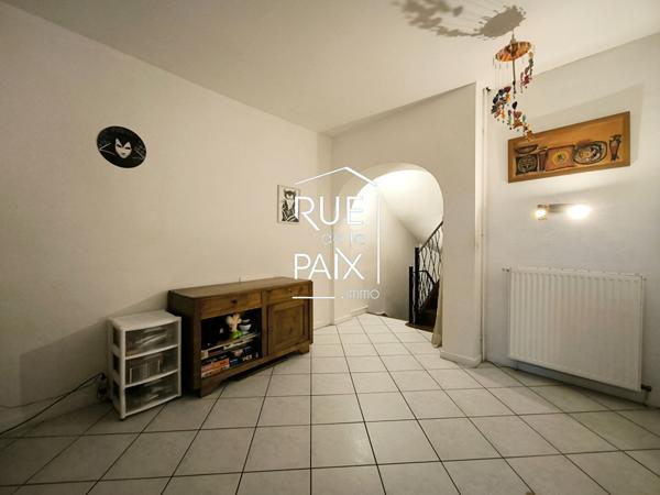 79200 PARTHENAY Maison de ville avec garage à Parthenay