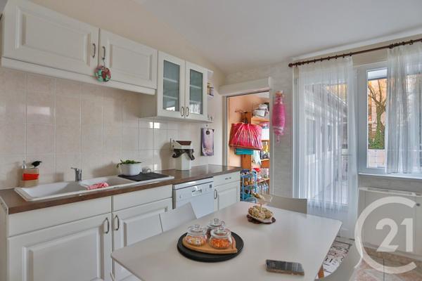 Maison à vendre  8 pièces - 171,55 m2 ST JULIEN EN GENEVOIS - 74