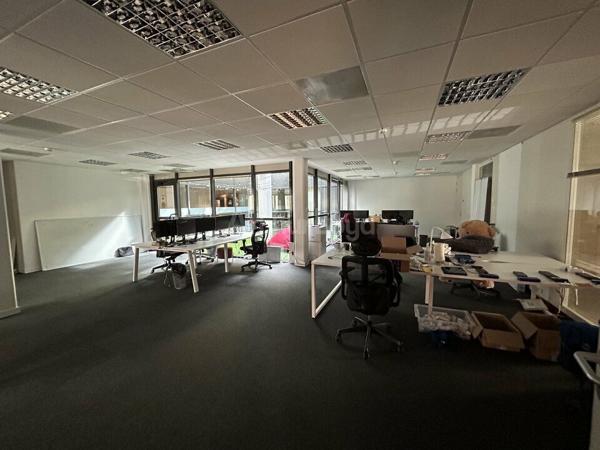 BUREAUX à LOUER de 345 m²