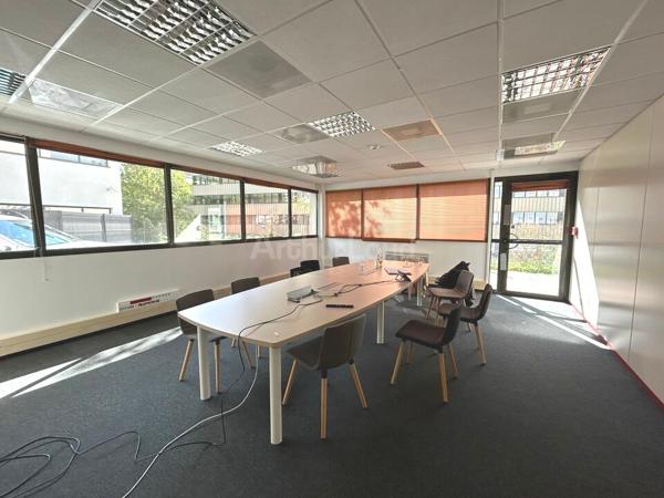 BUREAUX à LOUER de 345 m²