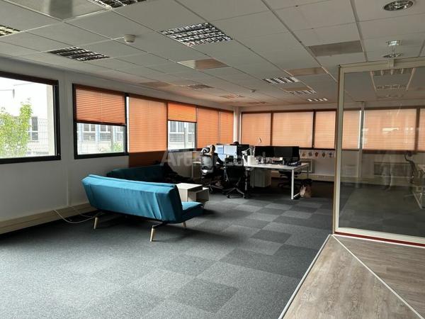 BUREAUX à LOUER de 345 m²