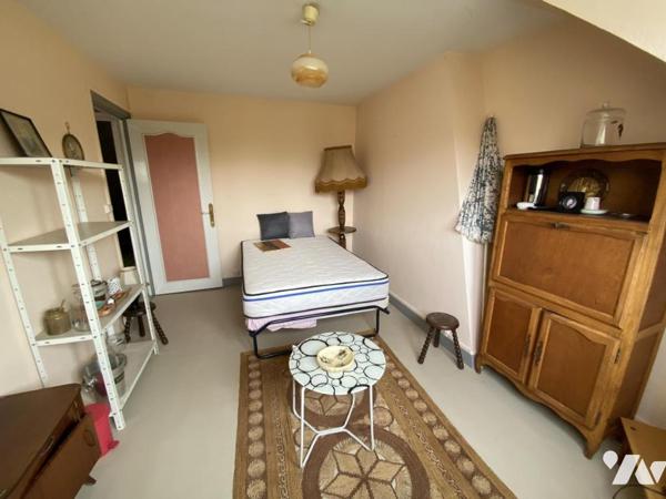 AMIENS - SAINT-ACHEUL - MAISON AMIENOISE 112 m² - 4 CHAMBRES - COUR