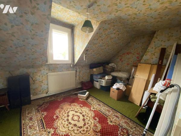 AMIENS - SAINT-ACHEUL - MAISON AMIENOISE 112 m² - 4 CHAMBRES - COUR