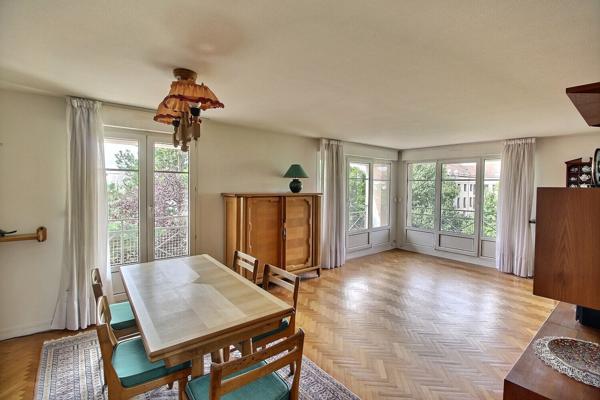 MASSY CENTRE VILLE - Appartement familial 111m² - balcon Double Box