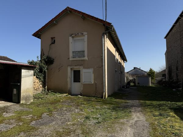 Appartement
         2 pièces
        - 31 m² Exclusivité 18 000 € *