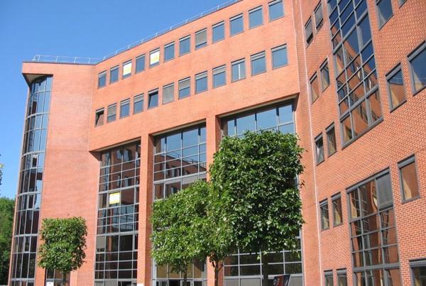 Bureaux à vendre à MEUDON LA FORET 92360