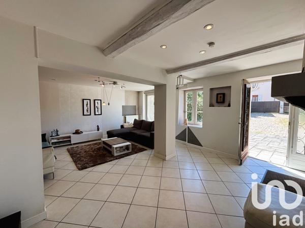 Maison à vendre 6 pièces 146 m² Saint-André-le-Gaz