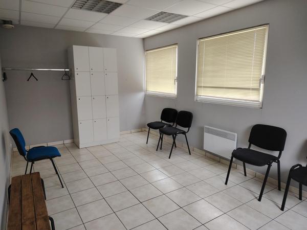 Location / Local Industriel / Bâtiment