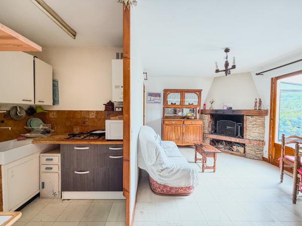 Maison T4 de 60 m² avec terrain de 1 117 m² et vérandas