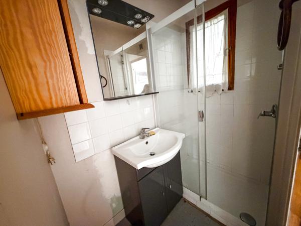 Maison T4 de 60 m² avec terrain de 1 117 m² et vérandas