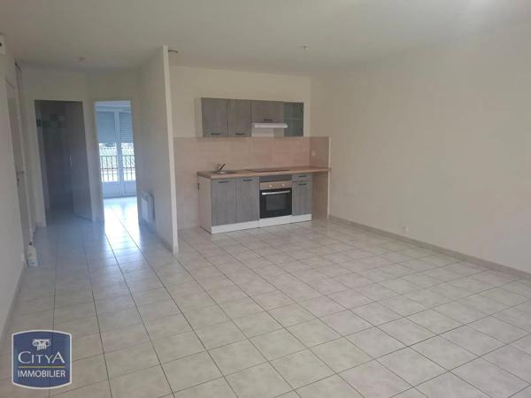 Appartement à louer 2 pièces 53m² Villeneuve-sur-Lot (47300)