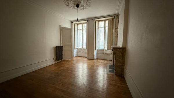 Charmant appartement à vendre - Quartier Decré
