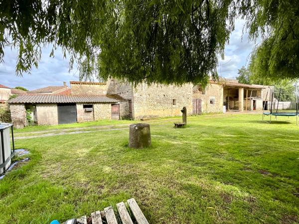 Propriété 188m2, 4chambres dont 1suite parentale au rez-de-chaussée