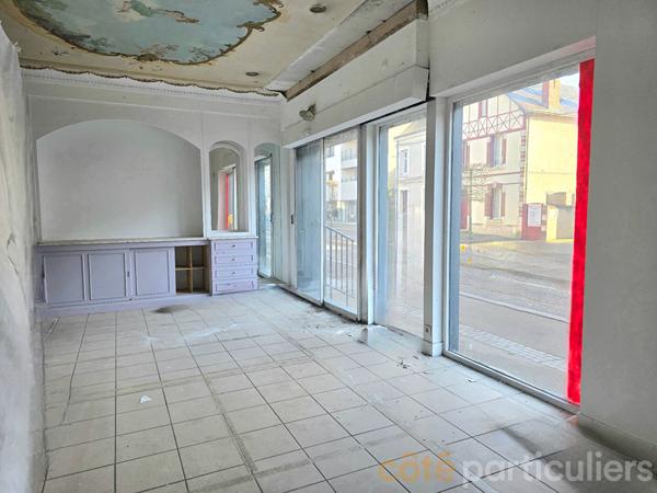 Vente
                Immeuble293 m² - 4 Pièces -
                    TOURS (37100)
